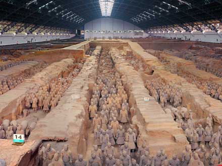 西安兵马俑博物馆.jpg